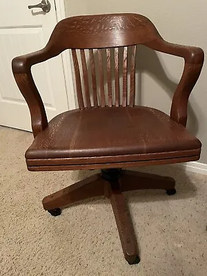Antique Quartersawn Oak Wood Swivel Tilt Banker's/Lawyer's Chair 1940s • $525
