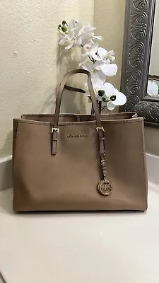 Michael Kors Designer Purses And Handbags Used • $80