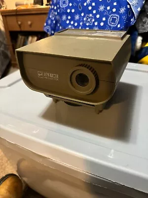 Vintage Sawyers View Master 30 Standard Projector.   • $25