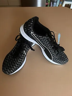 $35 • Buy Puma Women's Runners Sneakers Size Us 8.5