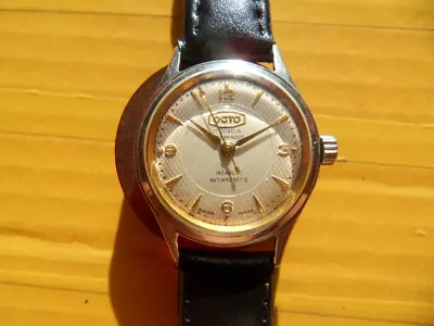 Vintage SWISS OCTO 17 Jewels Manual Men's Watch • $50