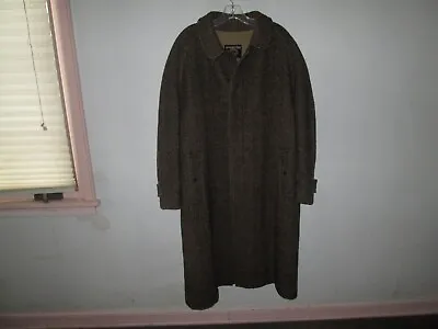 Vintage Men's INVERTERE Brown Herringbone Tweed Wool Over-Coat *Made In England • $289