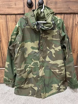 VTG 1996 US Military Gore-Tex Woodland Camo Cold Weather Parka Jacket L Long • $85