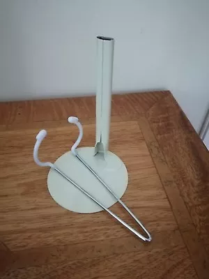 1 X 2001 METAL DOLL STAND FOR 6.5 -10 INCH DOLL Suitable For GINNY • £6.99