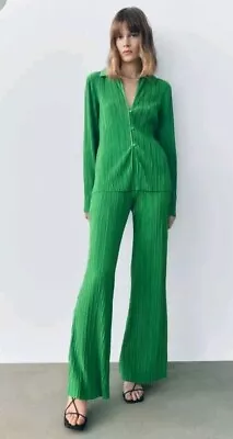 EUC Zara Green Pleated Plisse Co Ord Set Top And Pants Size Small • $30