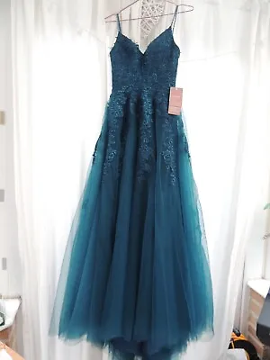 £49 • Buy Prom Dress - Beautiful Peacock Blue - Size 4 - Long