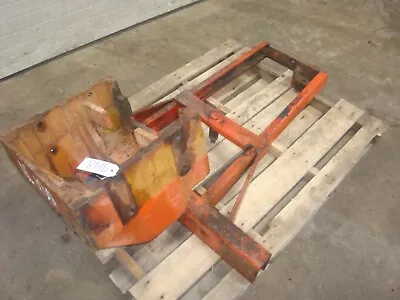 $375 • Buy 1969 Allis Chalmers 180 Diesel Tractor Wide Front End Center Bracket & Bolster