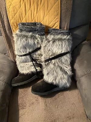 Muk Luks Winter Boots Black And Gray Faux Fur / COZY WARM Sz 8 • $35