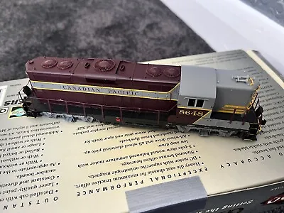 Proto Limited Edition. 2000 Series GP9ii Canadian Pacific Loco 8648. DCC Sound. • £165