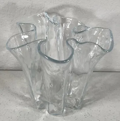 Vintage Muurla Finland  Eva  Handkerchief Ruffled Art Glass Vase  • $36