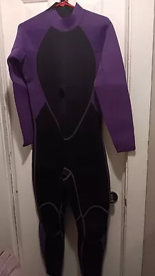 Full Body Wetsuit • $20