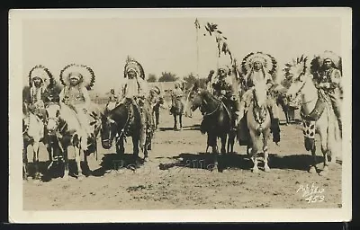 WA Ellensburg RPPC 40's YAKIMA INDIANS In FULL DRESS On HORSES Rodeo Ellis 453 • $19.99