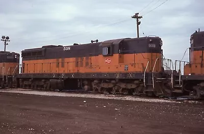 Original Slide MILW Milwaukee Road SD9 #508 - Bensenville IL 1975 • $3.79