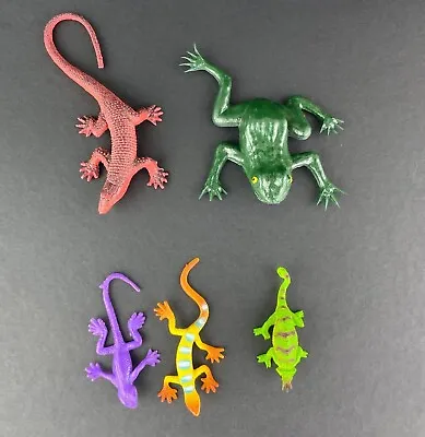 Plastic Lizards Chameleon And Frog - Vintage Figurines Toys • $4