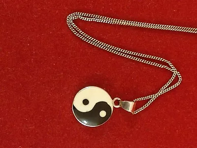 925 Silver Yin Yang Pendant And Chain • £8.99