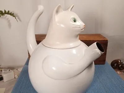  VTG 80s COPCO Cat TEA KETTLE White Enamel On Steel  2.5 Quart Tea Pot • $28