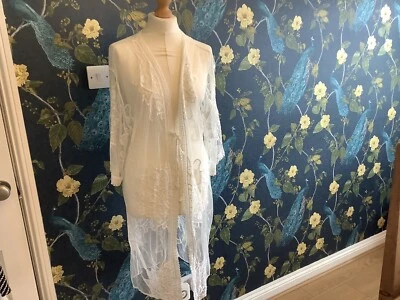 £18.50 • Buy Lipsy Lace Kimono Abbey Clancy Size S/m BNWT
