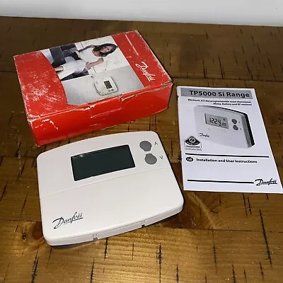 Danfoss TP5000 SI Wireless Electronic 5/2 Day Programmable Room Thermostat • £45