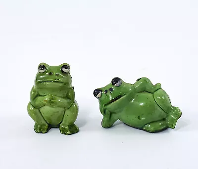 2 Miniature Frog Figurines Plastic Hong Kong Vintage • $9.99