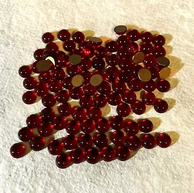 AA21 Vintage Glass Cabochons 6mm Round Ruby Gold Foiled (72) • $4.99