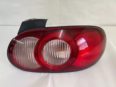 2001 - 2005 Mazda Miata MX-5 Passenger RH Right Tail Light OEM NB2 • $139.99