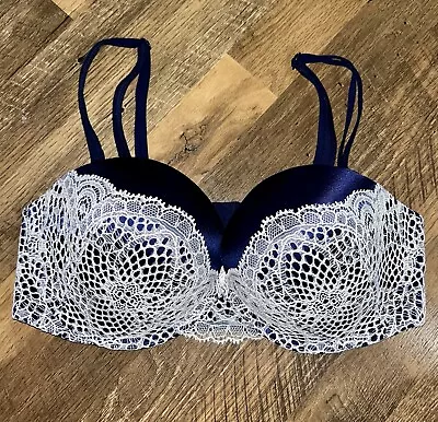 NWOT! Victorias Secret Very Sexy Lace Lined Multi-Way Underwire Bra Size 36 D • $16.99