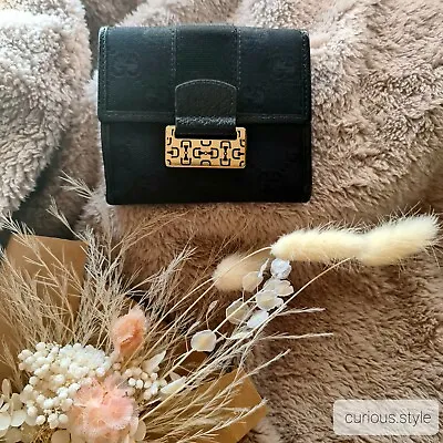 $180 • Buy Preloved GUCCI Compact Wallet