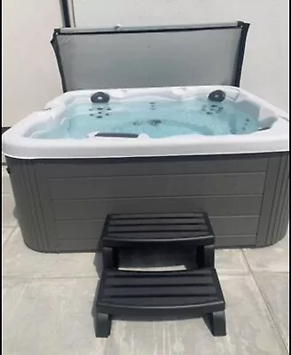 Masterspa Getaway Six 6 Person Hot Tub Solid Excellent Condition • £3000