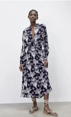 Zara Womens Maxi Dress Size L 12-14 Navy White Long Sleeve  • $49