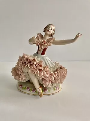 VINTAGE BALLERINA FIGURINE BALLET DANCER W/ LACE TUTU & COLLAR 4”x 5” SIGNED • $25