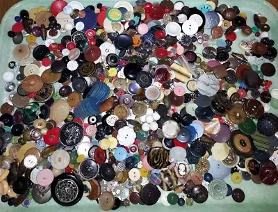 Huge Lot Antique Vintage Buttons - Victorian Celluloid Bubbles Pearl Plastic ++ • $49.99