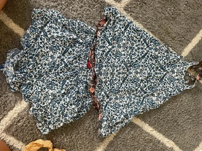 $10 • Buy Tigerlily Cute Coord Set Floral Halter Top And Mini Short Set Size 6