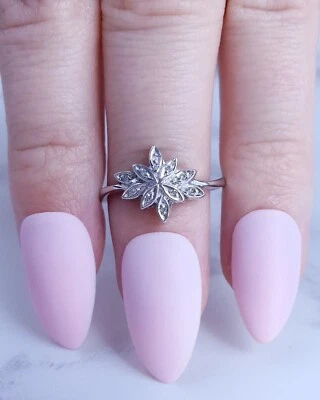 £165 • Buy 9ct White Gold And Diamond Ring Size P Sparkly Flower Vintage Style Engagement