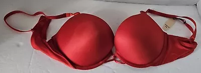 Victorias Secret Miraculous Plunge Push Up Bra 34C Red 247634-108 • $26.99