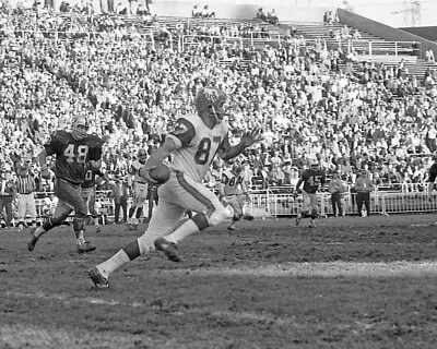 $4.99 • Buy 1966 Denver Broncos LIONEL TAYLOR Vs Oakland Glossy 8x10 Photo Poster Print