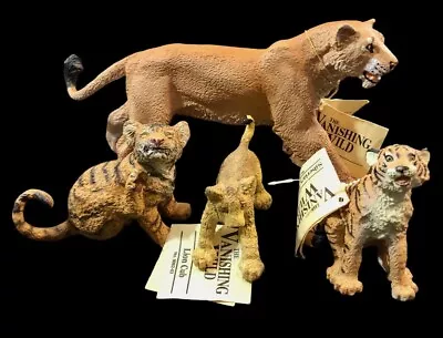 $89.95 • Buy Vintage Lot 4 Plastic Lions & Tigers - The Vanishing Wild - Rare, Htf