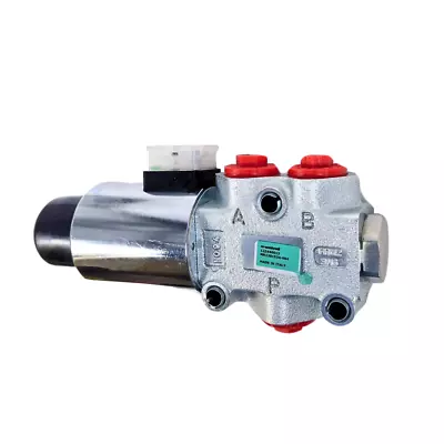 Walvoil 12/24V DC 3 Ways 1/2  BSP Hydraulic Solenoid Diverter Valve DFE052/3 • £191.12