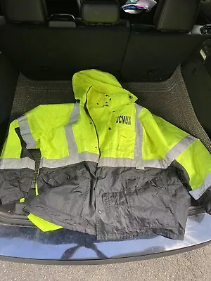 High Visibility Insulated Hi Vis Reflective Road Work Safety Bomber Jacket Coat • $18.49