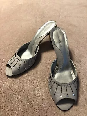 Michelle D Shoes Size 10m Color Light Grey - Nice! • $14