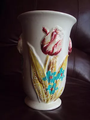 Vinatge Mccoy White Art Pottery Tulip Vase   Very Nice! • $69.99