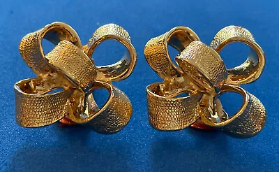 $26.99 • Buy Classic KENNETH JAY LANE Signed KJL Gold Tone Ribbon Bow Clip On Earrings C8