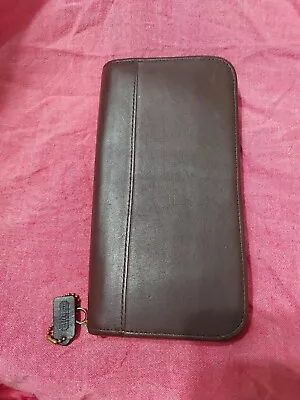 COACH Vintage Luxury Brown Leather Zip-Around Long Wallet Clutch • $70