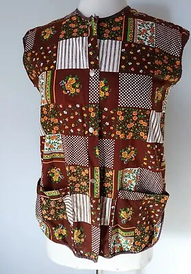 Vintage 70s Brown Floral Small House Smock Apron W/ Pockets Snap Button Front • $24.90