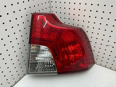 2005-2012 Volvo S40 2.5l Rear Right Passenger Side Tail Light Brake Lamp Oem • $80