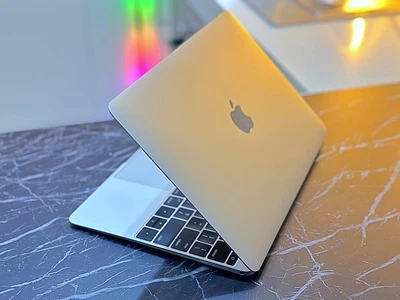 $175 • Buy Apple MacBook 12 Intel ®Core M3™256GB SSD*8GB*USB-C*WiFi*A1534*RetinaSilver*3408