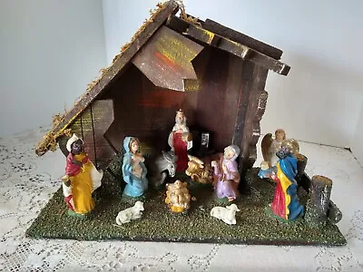 Vintage Nativity Set Made In Italy With Stable And 11 Figures • $42.99