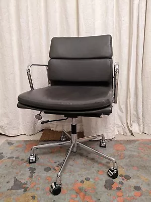 Eames Office Soft Pad Chair EA 217 Dark Grey Deluxe Italian Leather - Swivel UK • £290