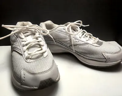 LA GEAR Women's White Athletic Sneakers Walk-N-Tone Size 7.5 Style - LA2061DW • $17.97