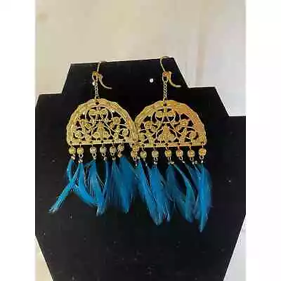 Middle Eastern Gold Feather Drop Earrings Dangle GUC  • $9.60