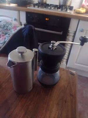 Vonchef Cafetiere + Manual Coffee Bean Hand Grinder Mill Adjustable Coarseness • £2.20